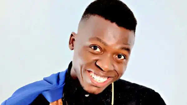 Akpororo - Leading Worship at The 2017 Praise & Worship (ft. Freke Umoh)